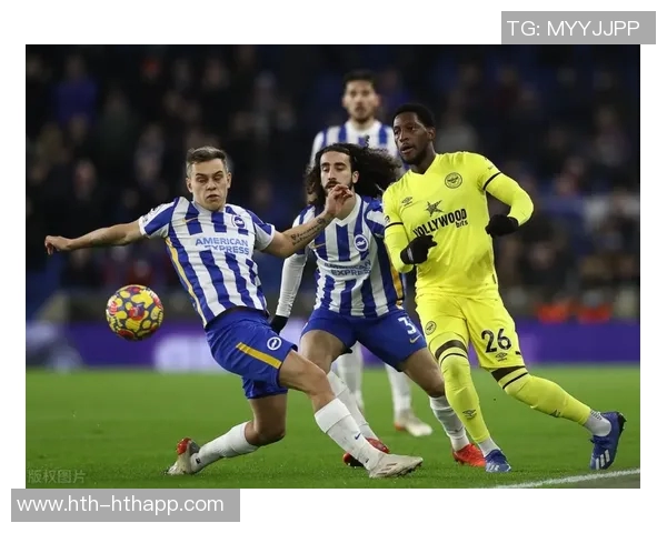 曼联确定七人核心阵容B费达洛特姆伯莫领衔新战术